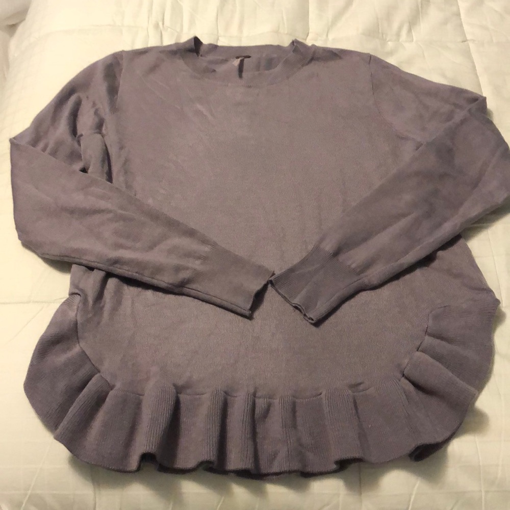 Poof size Large purple sweater
